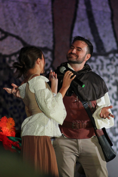 Par de actores en Entremés Cervantino